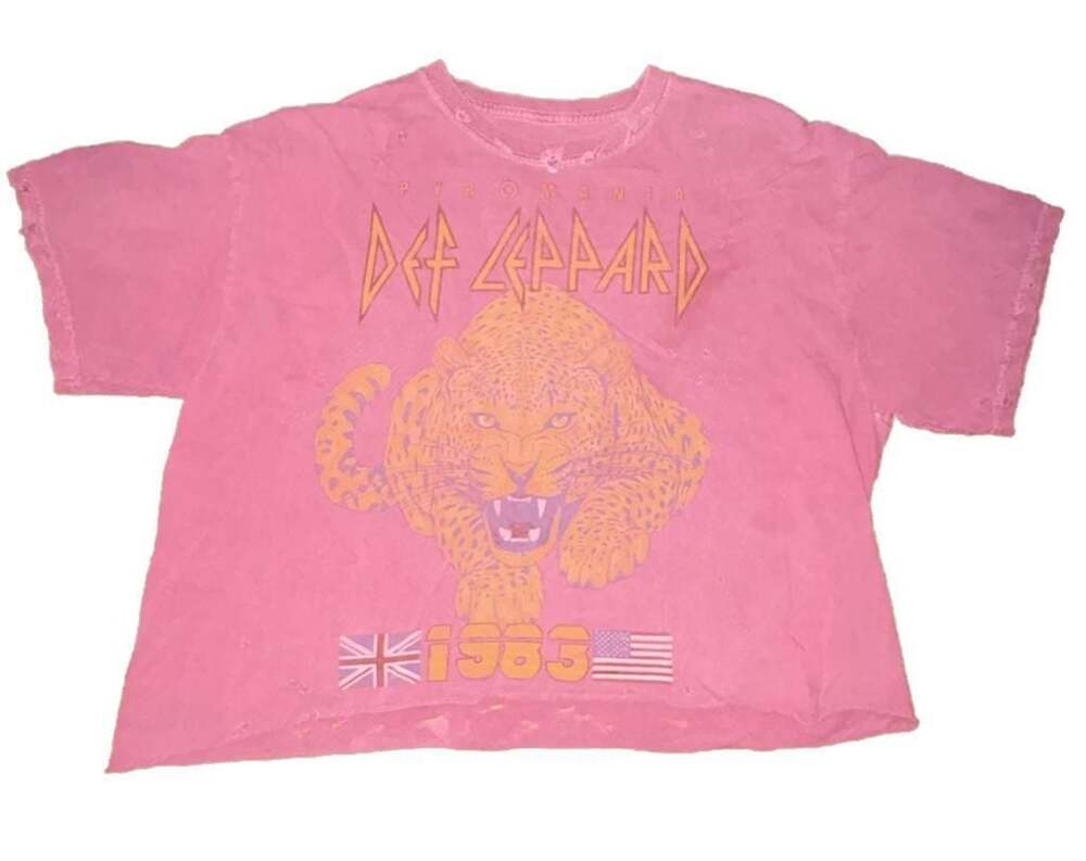 Goodie Two Sleeves Def Leppard 1983 Distressed Crop Top- Size M/L
